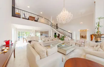Casa em condomínio fechado com 4 quartos à venda na rua orlando peruci, 1000, butiatuvinha, curitiba por r$ 5.290.000