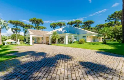 Casa em condomínio fechado com 4 quartos para alugar na francisco vieira de araújo, 1327, planta o recanto, piraquara por r$ 50.000