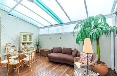Casa com 4 quartos à venda na rua valentin harkot, 231, campina do siqueira, curitiba por r$ 1.099.000