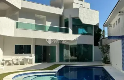 Casa em condomínio fechado com 5 quartos à venda na avenida marjory da silva prado, 2650, balneário praia do pernambuco, guarujá, 580 m2 por r$ 2.600.000