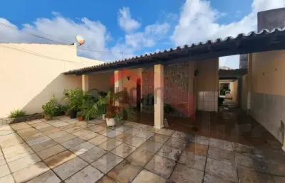 Casa à venda na Rua 04 Quadra L, 10, Cohajap, São Luís