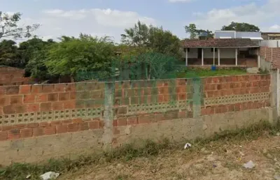 Casa à venda na Avenida Maria Emília de Farias Neves, Porta Florada, Gravatá