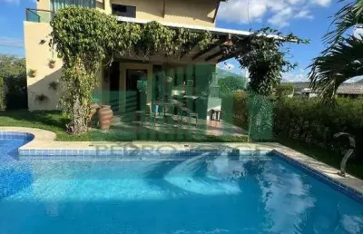 Casa de alto padrão em condomínio com 05 quartos, em gravatá/pe