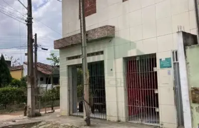 Casa com ponto comercial no alpes suíços, gravatá/pe