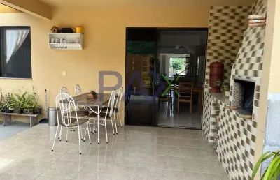 Casa em condomínio fechado com 4 quartos à venda na rua monte cambirela, 206, praia de fora, palhoça por r$ 1.070.000