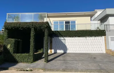 Casa com 5 quartos à venda na rua das perdizes, 45, pedra branca, palhoça por r$ 1.850.000