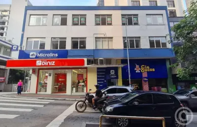Sala comercial ampla e estrategicamente localizada no centro de florianópolis
