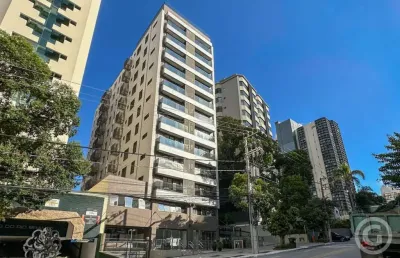 Descubra seu novo lar: imóvel novo, totalmente decorado e mobiliado no centro de florianópolis