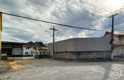 Galpão ideal para operações logísticas em são josé, com amplo espaço de estacionamento