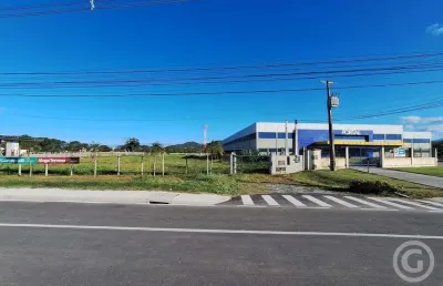 Explore as possibilidades do amplo terreno no campeche para o seu próximo investimento