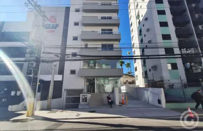Aconchegante apartamento com duas suítes no coração de florianópolis