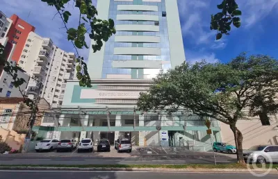 Espaço corporativo ideal com ampla área e localização privilegiada
