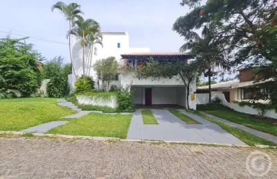 Espaçosa casa para aluguel na lagoa da conceição, florianópolis