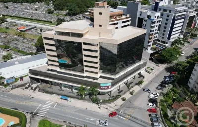Excelente oportunidade para empresas em florianópolis: espaçosa sala comercial no centro corporativo ellite
