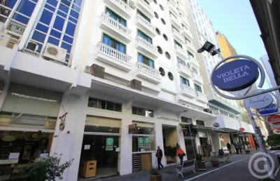 Apartamento com 2 quartos para alugar na Rua Vidal Ramos, 126, Centro, Florianópolis
