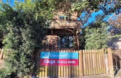 Casa aconchegante e mobiliada perfeita para sua família, em forquilhinhas