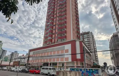 Descubra seu novo lar com vista livre no edifício maryah