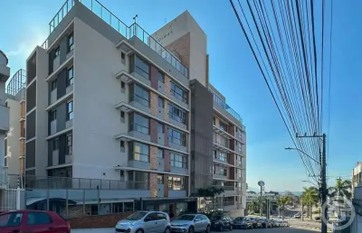Viva a praticidade e o conforto em um moderno apartamento no estreito
