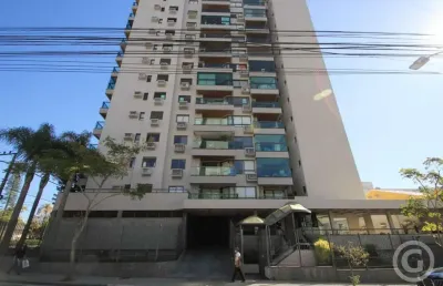 Conforto e praticidade no coração de florianópolis: apartamento semimobiliado com 4 dormitórios