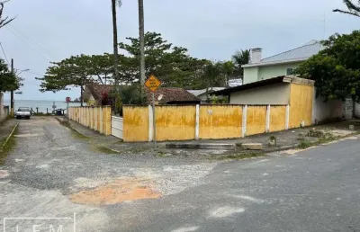 Casa com 2 quartos à venda na Avenida São João, 805, Armação, Penha