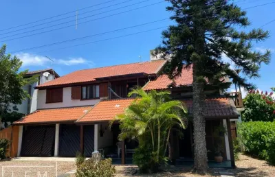Casa com 3 quartos à venda na Rua Pinheiros, 36, Centro, Penha