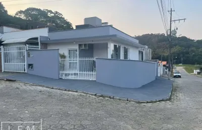 Casa com 2 quartos à venda na Rua Maria Espíndola Francez, 200, Nossa Senhora de Fátima, Penha