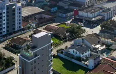 Apartamento com 3 quartos à venda na Avenida Vereador Joao Figueiredo, 587, Centro, Balneário Piçarras
