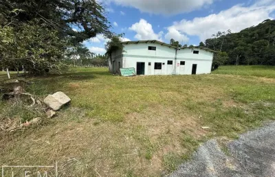 Terreno no interior de balneário piçarras para galpão