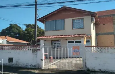 Casa com 3 quartos à venda na r:francisco josé vieira, 196, centro, balneário piçarras, 110 m2 por r$ 1.200.000