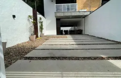 Casa com 3 quartos à venda na Rua Alvoredo, 07, Centro, Balneário Piçarras