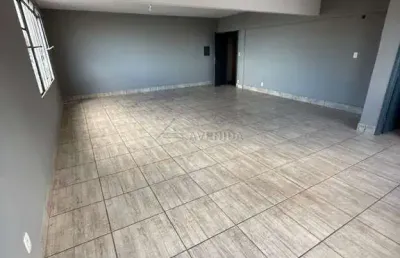 Sala comercial com 1 sala para alugar na rua benjamin constant, --, centro, londrina por r$ 1.000