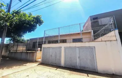Casa com 3 quartos para alugar na deputado nilson ribas, --, bancários, londrina por r$ 3.500