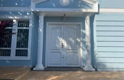 Casa com 4 quartos para alugar na canudos, --, centro, londrina por r$ 10.000