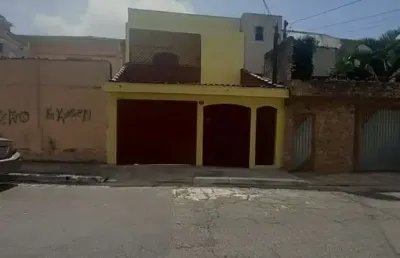 Casa com 3 quartos à venda na Rua Tomás Bezzi, Vila Ema, São Paulo