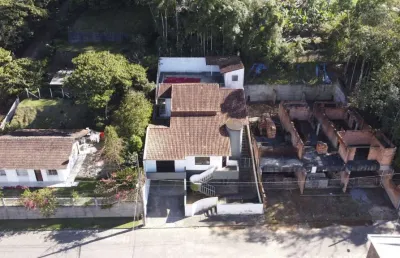 Casa com 3 quartos à venda na rua leopoldo colin, 365, escola agrícola, blumenau, 450 m2 por r$ 1.200.000