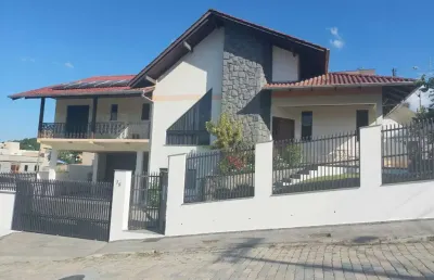 Casa com 4 quartos à venda na rua renato de barba, 75, velha, blumenau, 398 m2 por r$ 1.500.000