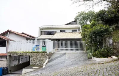 Casa com 5 quartos à venda na rua venezuela, 311, ponta aguda, blumenau, 710 m2 por r$ 2.150.000