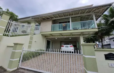 Casa com 4 quartos à venda na três barras, 421, água verde, blumenau, 250 m2 por r$ 1.249.000