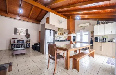 Cobertura com 4 quartos à venda na rua amazonas, 2960, garcia, blumenau, 209 m2 por r$ 1.115.000