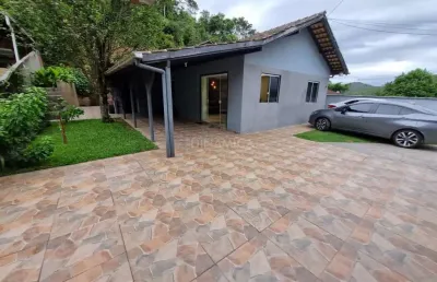 Casa com 3 quartos à venda na rua rosário, 262, ponta aguda, blumenau, 170 m2 por r$ 550.000