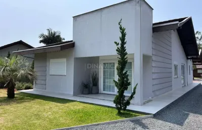 Casa em condomínio fechado com 4 quartos à venda na rua ribeirão areia, 1194, ribeirão areia, pomerode, 226 m2 por r$ 2.170.000