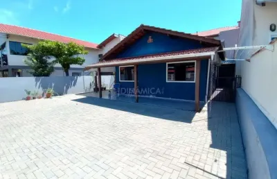 Casa com 4 quartos à venda na rua bernardina taváres, 270, centro, penha, 120 m2 por r$ 700.000