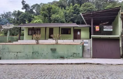 Casa com 2 quartos à venda na rua união da vitória, 191, valparaíso, blumenau, 191 m2 por r$ 330.000