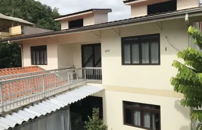 Casa com 4 quartos à venda na lydia zwicker, 200, garcia, blumenau, 300 m2 por r$ 700.000