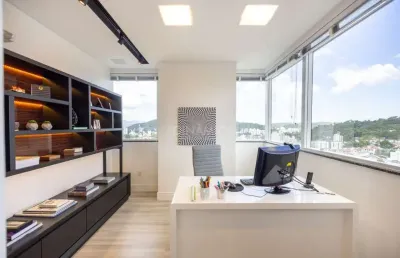 Sala comercial com 4 salas à venda na rua doutor léo de carvalho, 74, velha, blumenau, 68 m2 por r$ 900.000