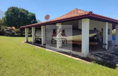 Chácara no condomínio tamanduá, santa maria da serra