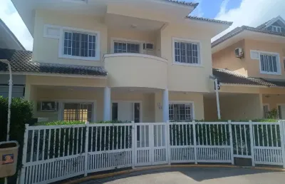 Oportunidade casa para alugar em vargem pequena 4 quartos com 2 suites, closet, lindo cond. clube!