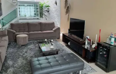 Sobrado para venda possui 307 metros quadrados com 3 quartos em vila curuçá - santo andré - sp