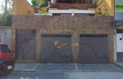 Casa à venda na vila carmosina – 3 dormitórios, espaço e localização estratégica