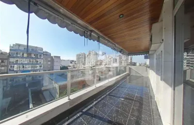 Proximidade  do shopping  tijuca. 3 quartos, varandão e 3 vagas na escritura